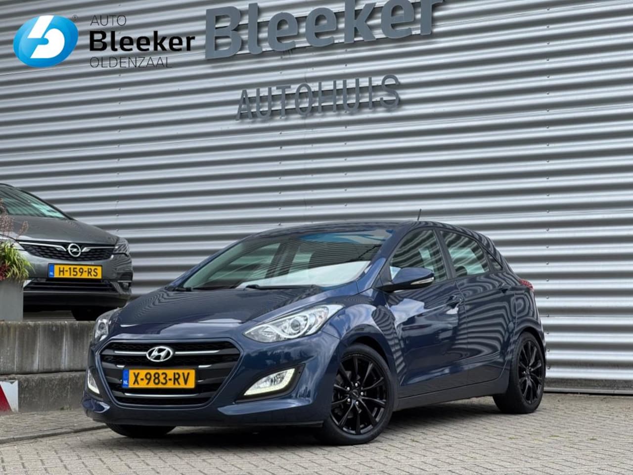 Hyundai i30 - 1.0 T-GDI I-Drive Airco Navi Camera - AutoWereld.nl