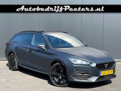 CUPRA Leon Sportstourer - 1.4 e-Hybrid 245pk P-dak ACC LED Carplay V-Cockpit Sfeerlicht