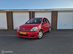 Toyota Yaris - 1.0 VVT-i Sol / Airco / Nieuwe APK