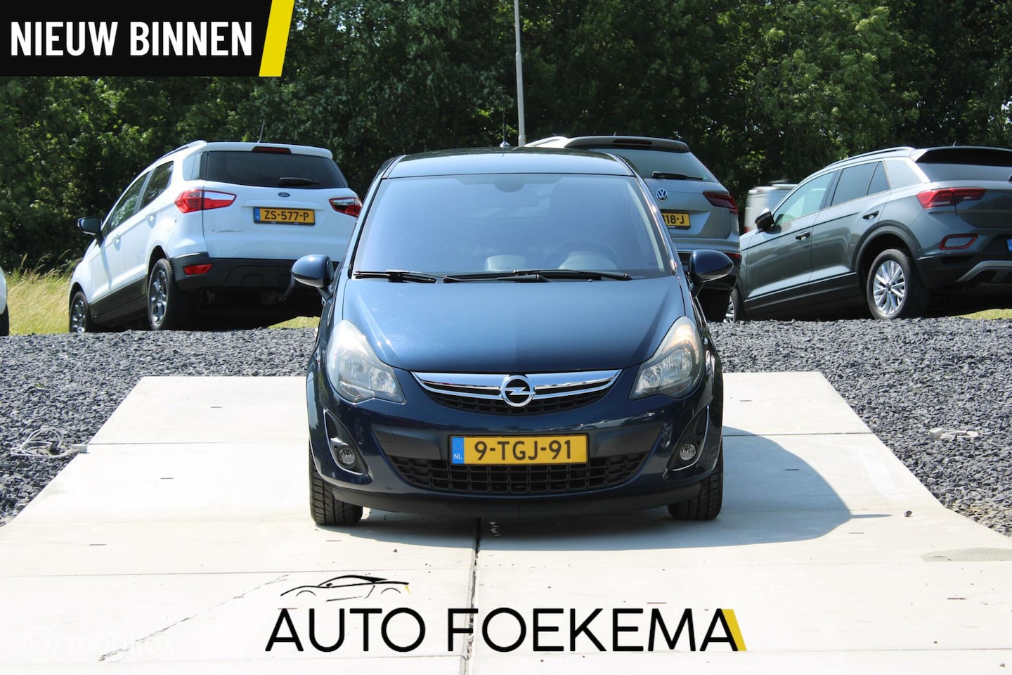 Opel Corsa - 1.4-16V Cosmo airco cruise lichtmetalen velgen trekhaak - AutoWereld.nl
