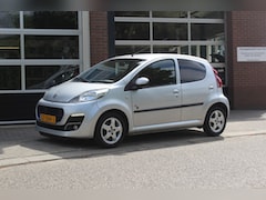 Peugeot 107 - 1.0 BLACK en SILVER
