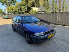 Opel Astra - 1.6 stuurbekrachtiging NAP blauw