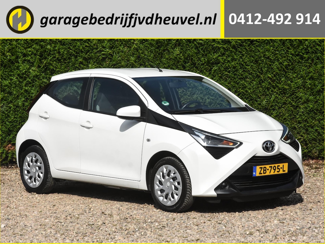 Toyota Aygo - 1.0 VVT-i x-play / bekende historie / camera / airco / elek. ramen / audio bediening op he - AutoWereld.nl