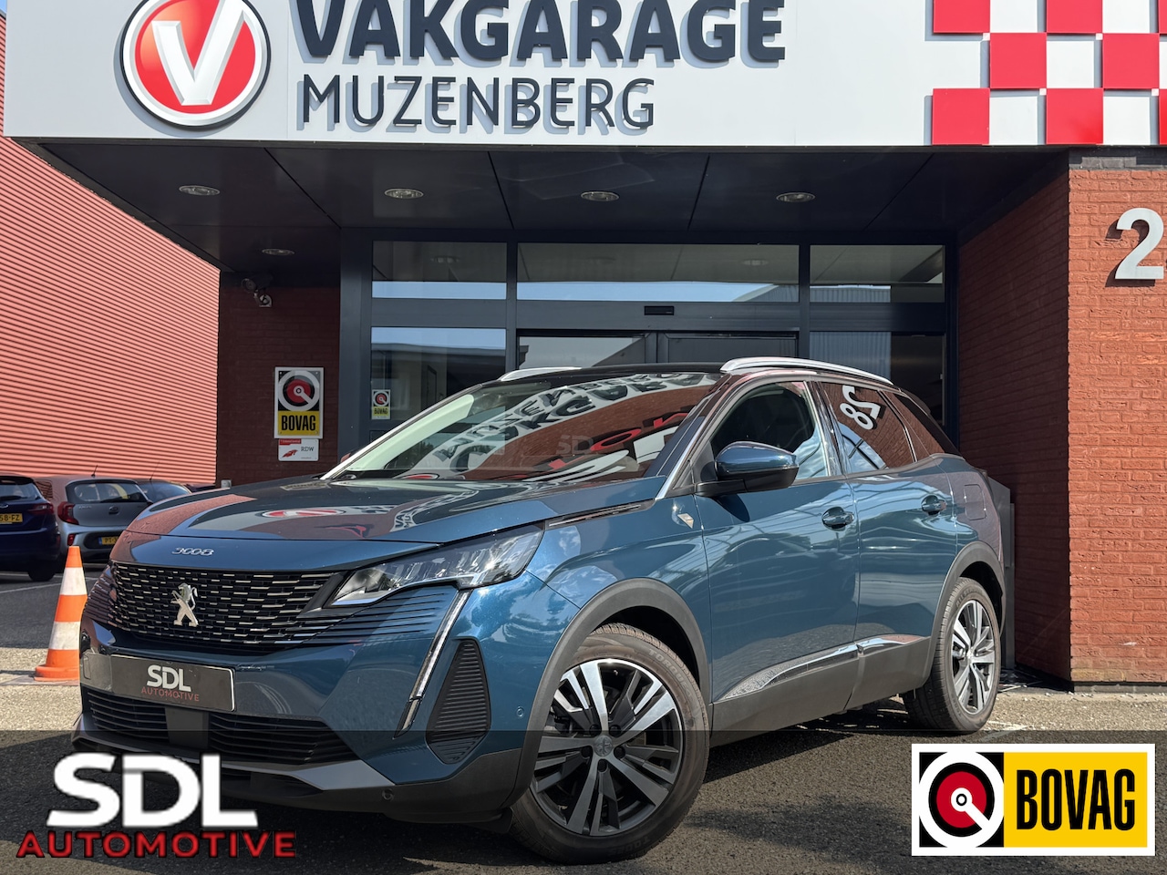 Peugeot 3008 - 1.6 HYbrid 225 Allure // ADAPTIVE CRUISE // NAVI // CLIMA // CAMERA // FULL LED // DODENHO - AutoWereld.nl