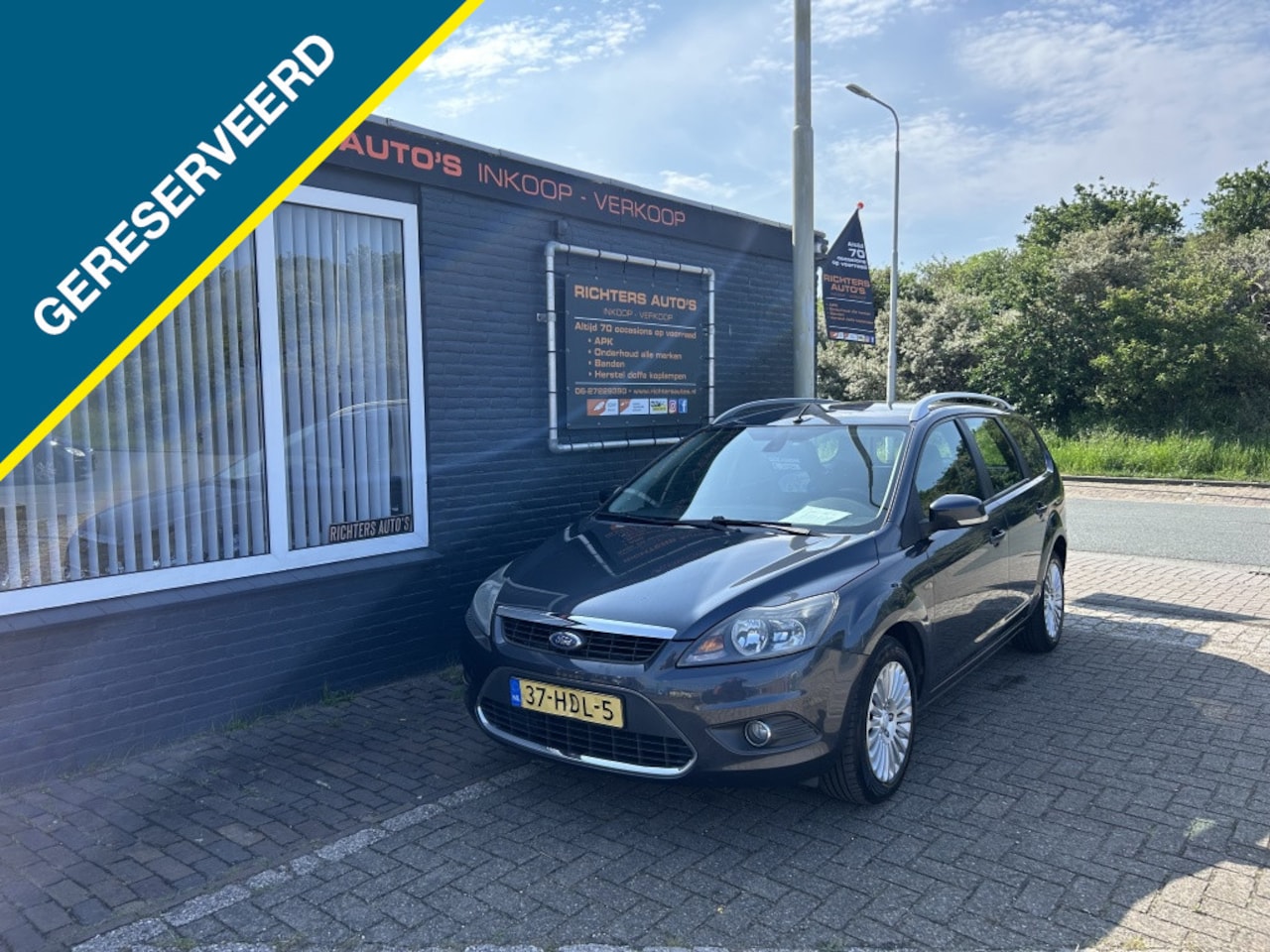 Ford Focus Wagon - 1.6 Titanium gereserveerd ✅ - AutoWereld.nl