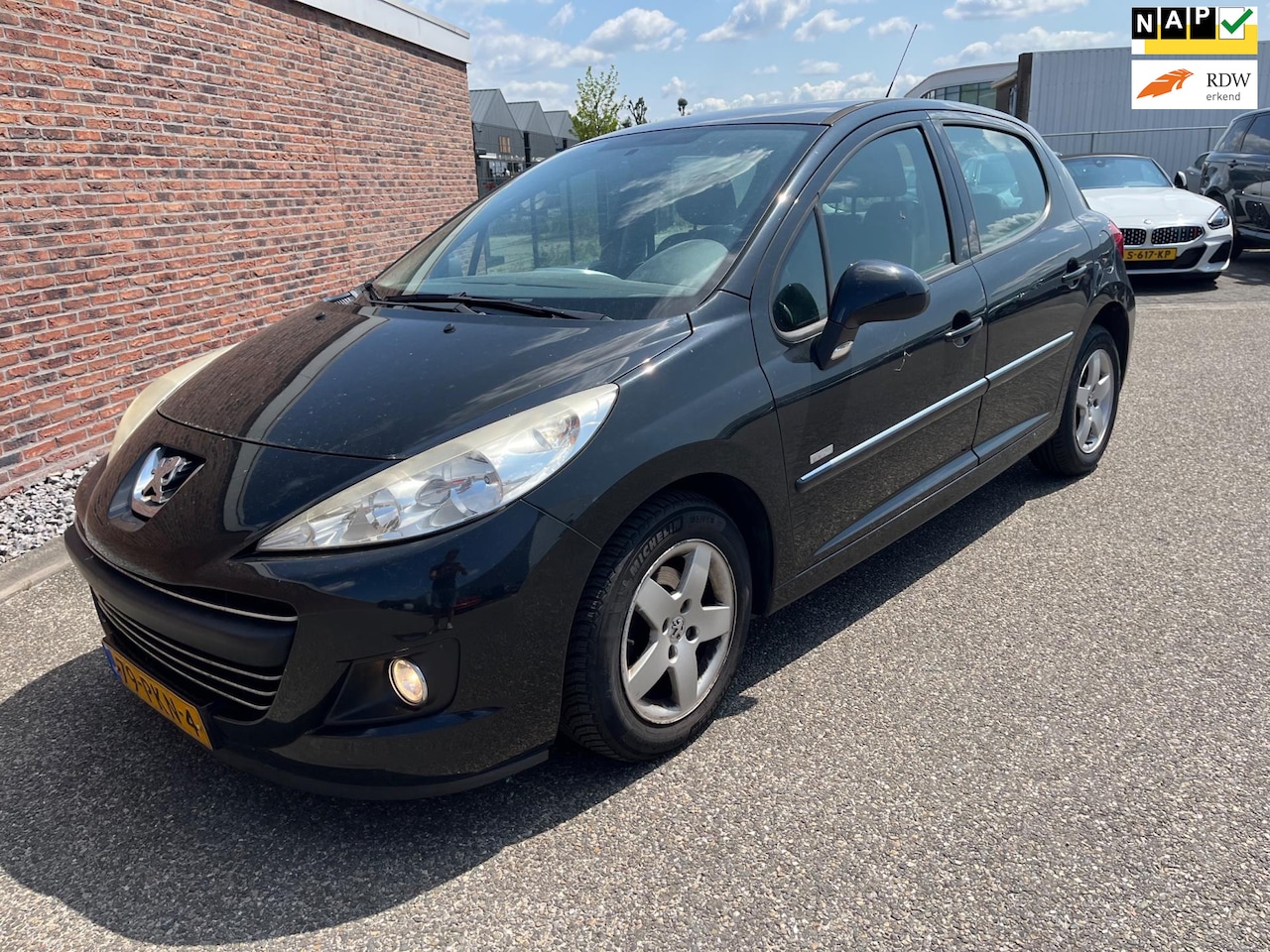 Peugeot 207 - 1.4 VTi Millesim 200 / 2011 nap! - AutoWereld.nl