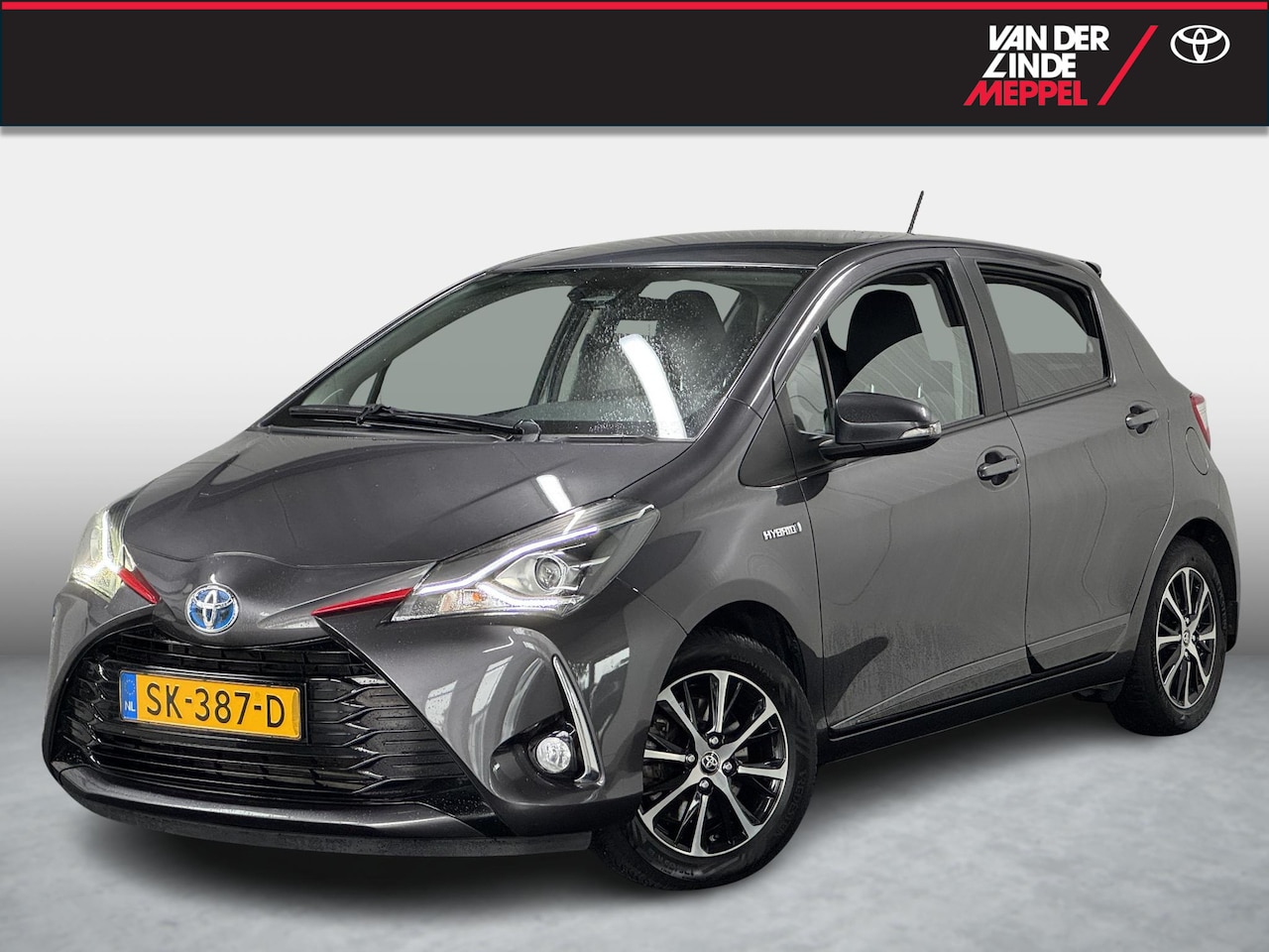 Toyota Yaris - 1.5 Hybrid Design Sport Trekhaak Camera - AutoWereld.nl