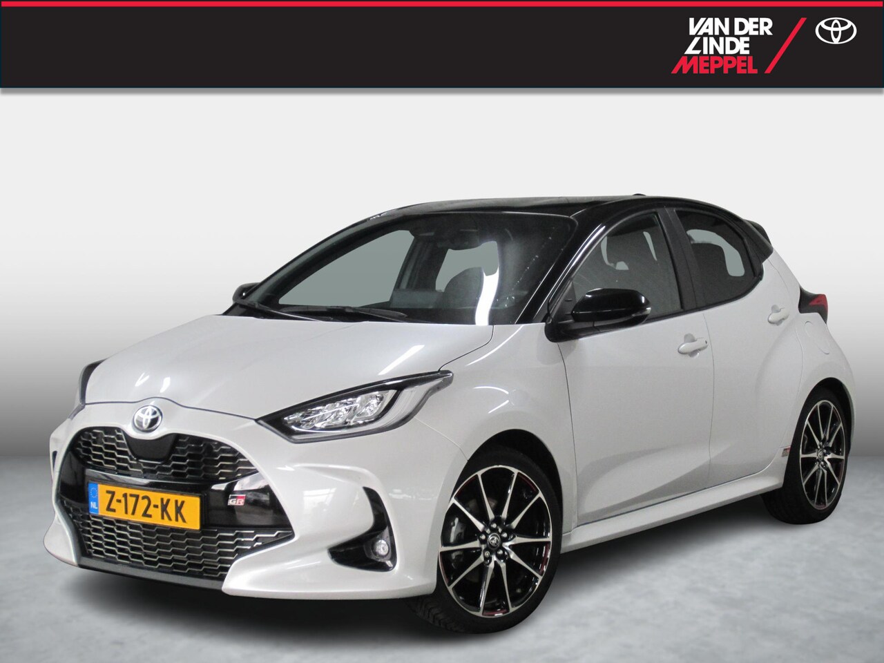 Toyota Yaris - 1.5 Hybrid GR Sport Bi-Tone - AutoWereld.nl