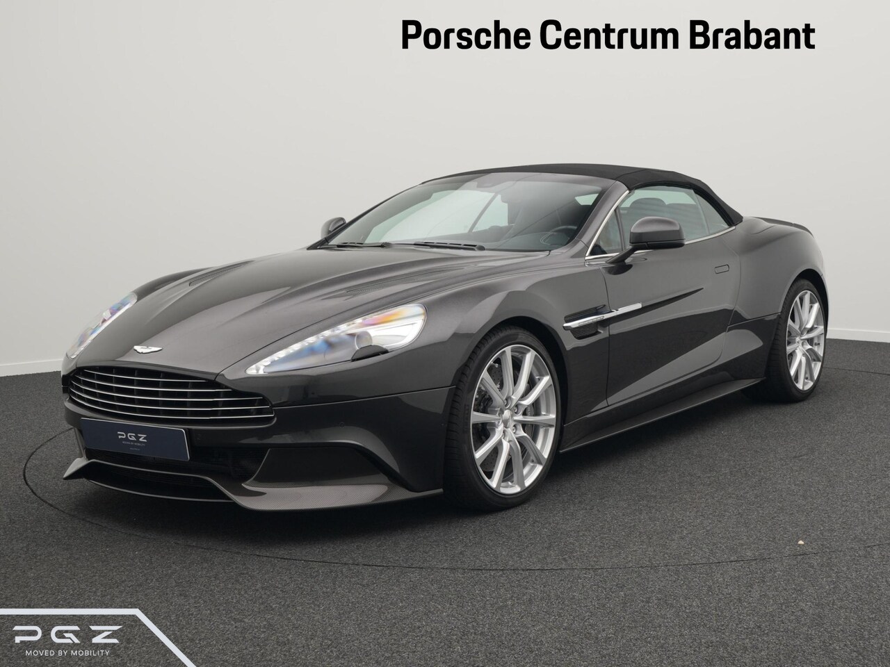 Aston Martin Vanquish Volante - touchtronic - AutoWereld.nl