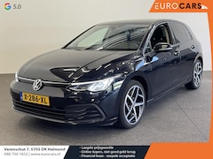 Volkswagen Golf - 1.5 eTSI Life Trekhaak Navigatie Apple Carplay/ Android Auto Camera Parkeersensoren Adapti