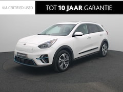 Kia e-Niro - ExecutiveLine 64 kWh | SOH 100% | Warmtepomp | Stuur/Stoelverwarming | JBL | Camera
