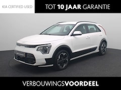 Kia Niro EV - DynamicLine 64.8 kWh | 3-fase 11KW laden | Clima | Navi | LM Velgen | Keyless | Eerste Eig