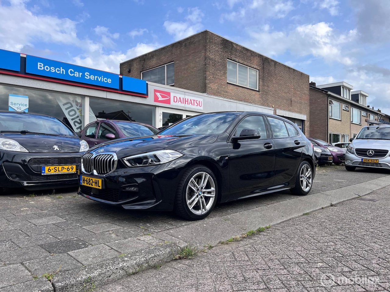 BMW 1-serie - 118i M Sport Executive | 12 MAANDEN GARANTIE - AutoWereld.nl