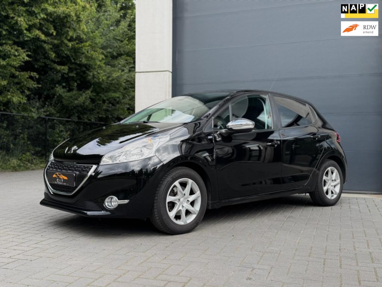 Peugeot 208 - 1.2 PureTech Style Pack | Navigatie | Cruise Control | 6mnd Autotrust - AutoWereld.nl