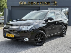 Mitsubishi Outlander - 2.0 PHEV Instyle 1e Eigenaar, Schuifdak, Camera, Navi, Leder, Clima, Cruise, Dealer Onderh