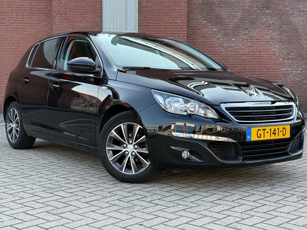 Peugeot 308 - 1.2 PureTech Style |PANNO|NAVI|R.CAMARA|GOED-ONDERHOUDEN - AutoWereld.nl