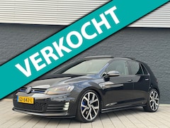 Volkswagen Golf - 1.4 TSI GTE PANO/DSG/LED