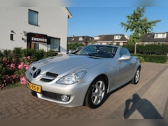 Mercedes-Benz SLK-klasse - 200 K.Aut FACELIFT|NAVIGATIE|XENON|PDC|AIRSCARF|BLUETOOTH|DEALER ONDERHOUDEN
