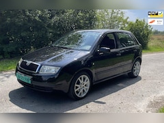 Skoda Fabia - 1.4-16V Nieuwe APK Inruil is mogelijk