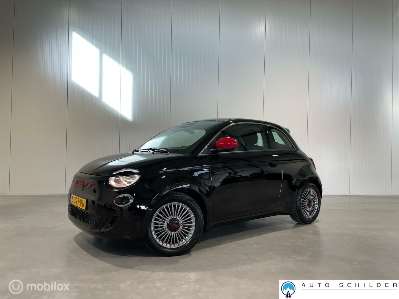 Fiat 500e - 24 kWh/95pk, Navi|Clima|1e eigenaar|L.M. velgen|Cruise control|Led|NL auto|RED|Automaat - AutoWereld.nl