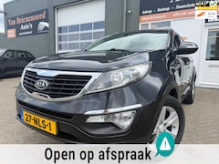 Kia Sportage - 2.0 X-ecutive Plus Pack met trekhaak en parkeersensoren en bluetooth telefoon en cruise co