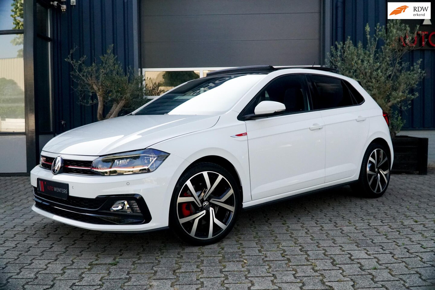 Volkswagen Polo - 2.0 TSI GTI PANO|DSG - AutoWereld.nl
