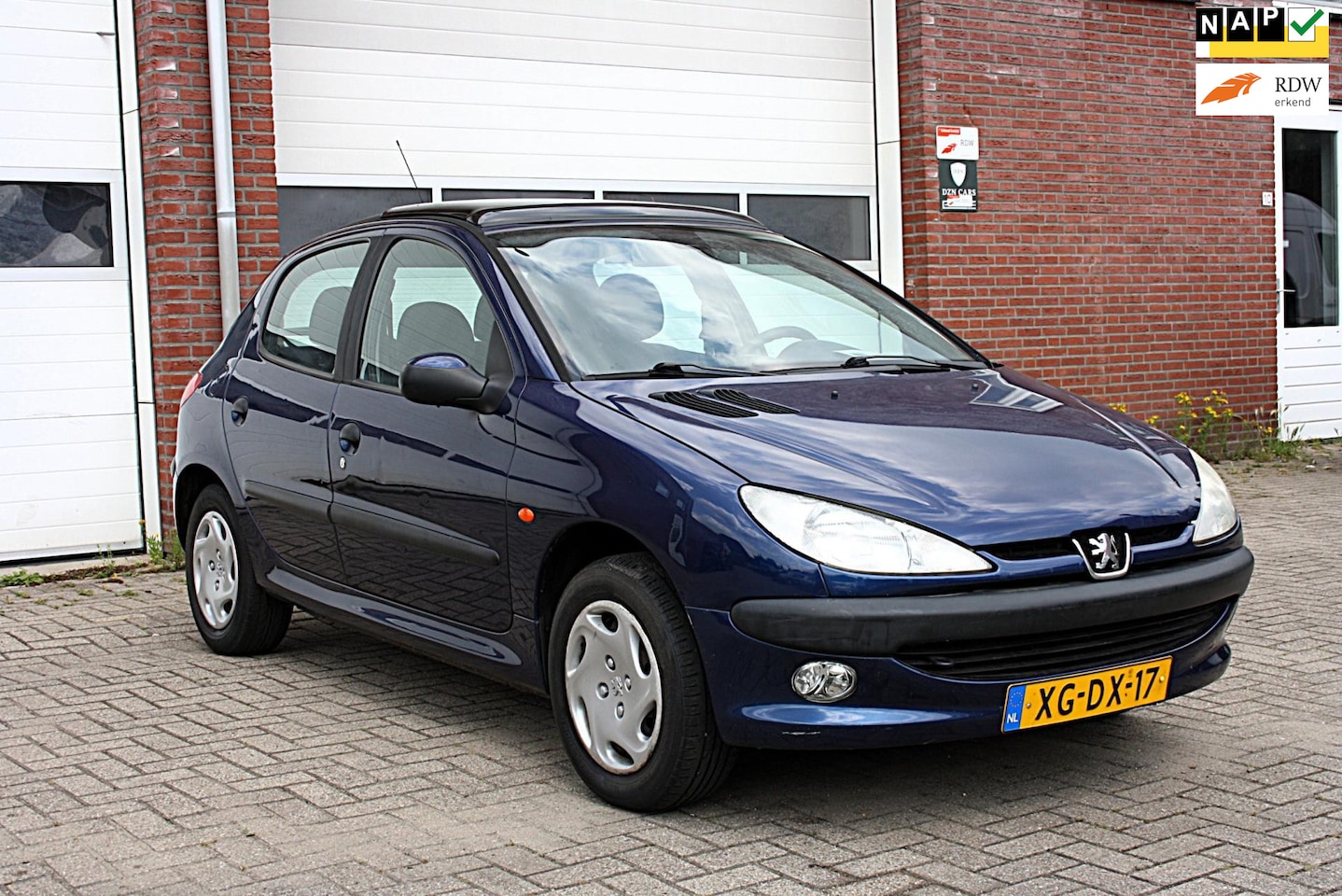 Peugeot 206 - 1.4 Gentry - N. APK - AIRCO - Distributie verv. - Elektrische ramen - stuurbekrachtiging - AutoWereld.nl