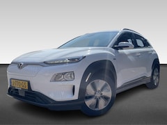 Hyundai Kona Electric - EV Comfort 64 kWh 3 fase | warmtepomp | Apple Carplay/Android Auto