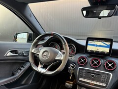 Mercedes-Benz A-klasse - AMG 45 4MATIC|Pano|Schaalstoelen|H&K