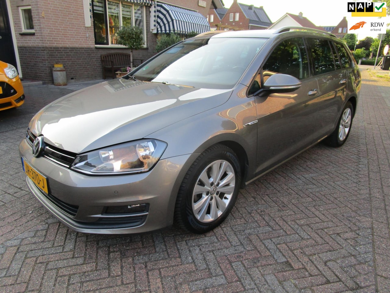 Volkswagen Golf Variant - 1.0 TSI Comfortline navi clima nieuw - AutoWereld.nl
