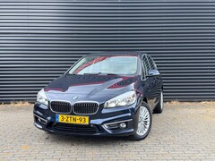 BMW 2-serie Active Tourer - 220i Luxury | Automaat | Navigatie | Cruise control | Lederen bekleding | Airconditioning