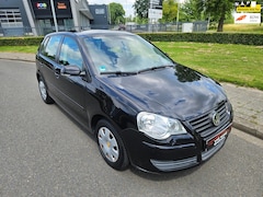 Volkswagen Polo - 1.2-12V Trendline 5 deurs airco
