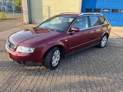 Audi A4 Avant - 2.0 Airco Park sensor YOUNG Trekhaak