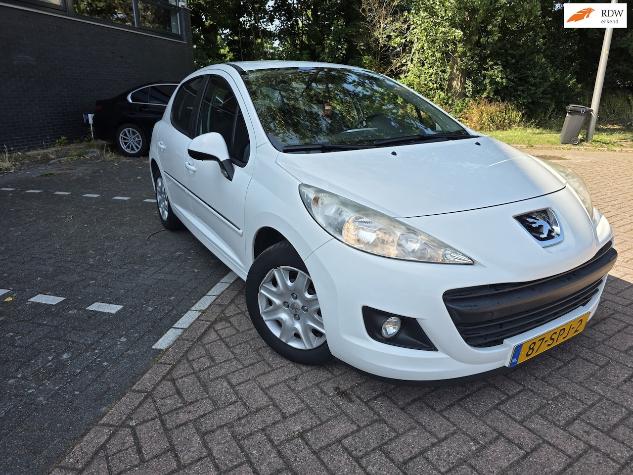 Peugeot 207 - 1.4 VTi Access Airco Volledig onderhouden apk 5 DR - AutoWereld.nl