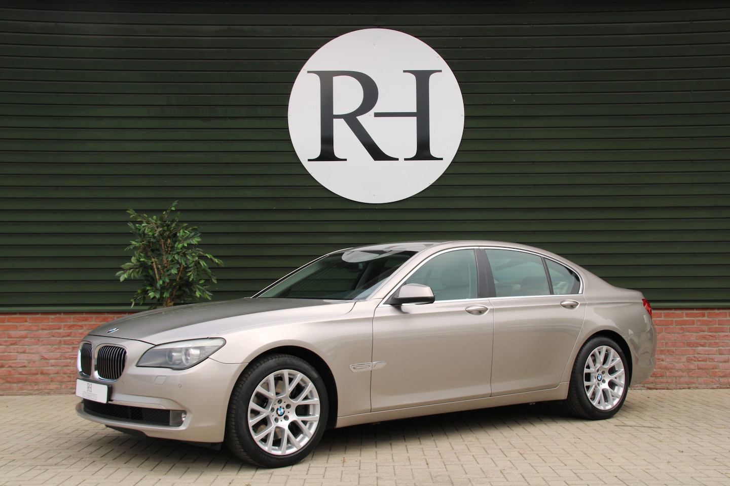 BMW 7-serie - 740i Automaat High Executive - Youngtimer! - AutoWereld.nl