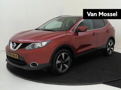 Nissan Qashqai - 1.2 N-Connecta | Panoramadak | Stoelverwarming | Trekhaak | Camera's rondom
