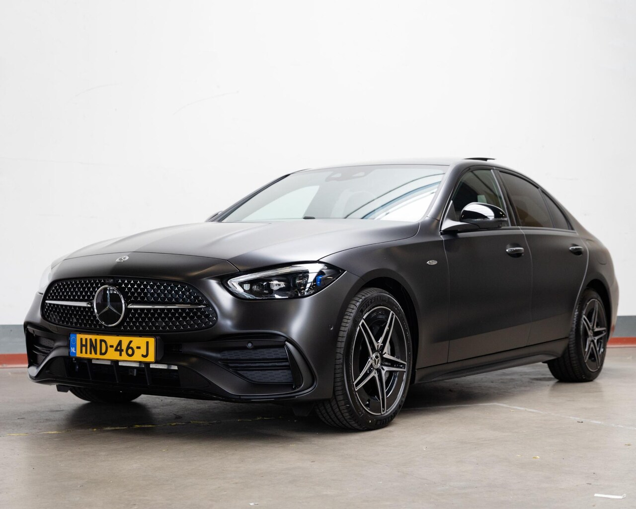 Mercedes-Benz C-klasse - Limousine 300e Business Solution AMG - AutoWereld.nl