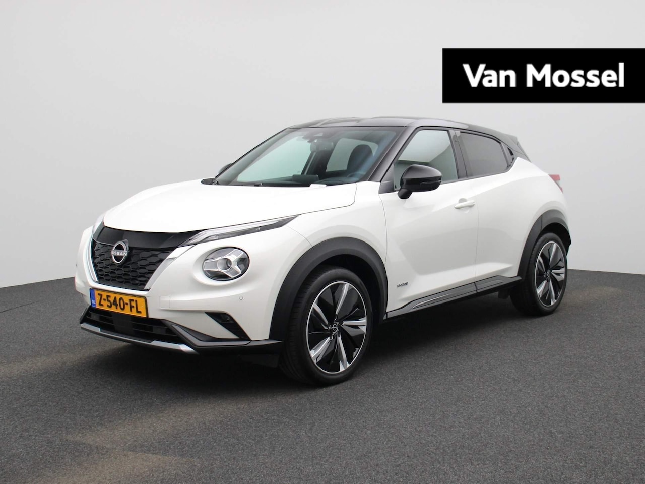 Nissan Juke - 1.6 Hybrid N-Design 143PK | Automaat | Navigatie | Achteruitrijcamera | Half-Leder | Parke - AutoWereld.nl