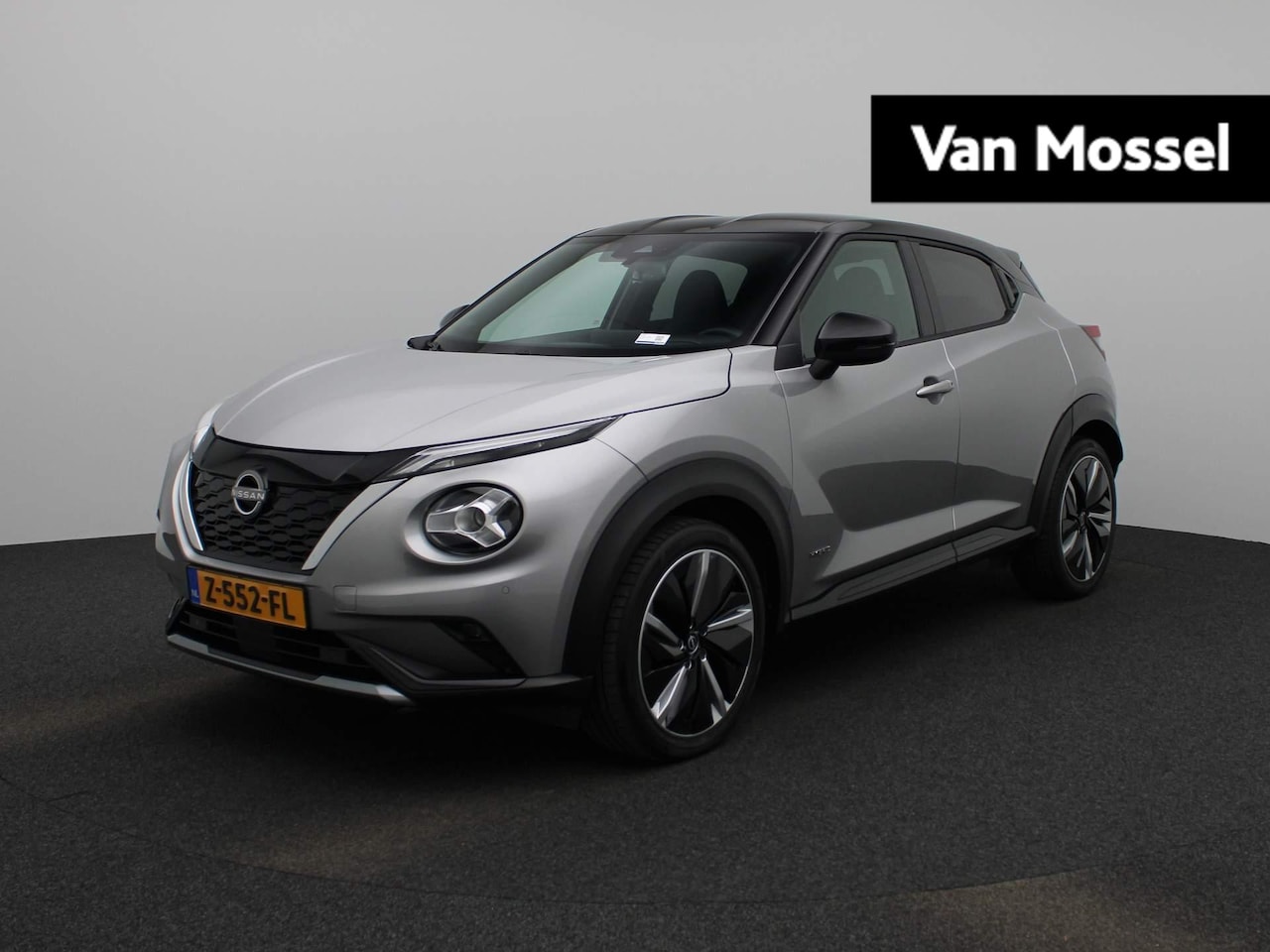 Nissan Juke - 1.6 Hybrid N-Design 143PK | Automaat | Navigatie | Achteruitrijcamera | Half-Leder | Parke - AutoWereld.nl