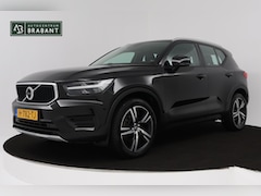 Volvo XC40 - 2.0 T4 Inscription (TREKHAAK, STOEL/STUUR VERWARMING, ACHTERUITRIJCAMERA, NAVIGATIE, SENSO
