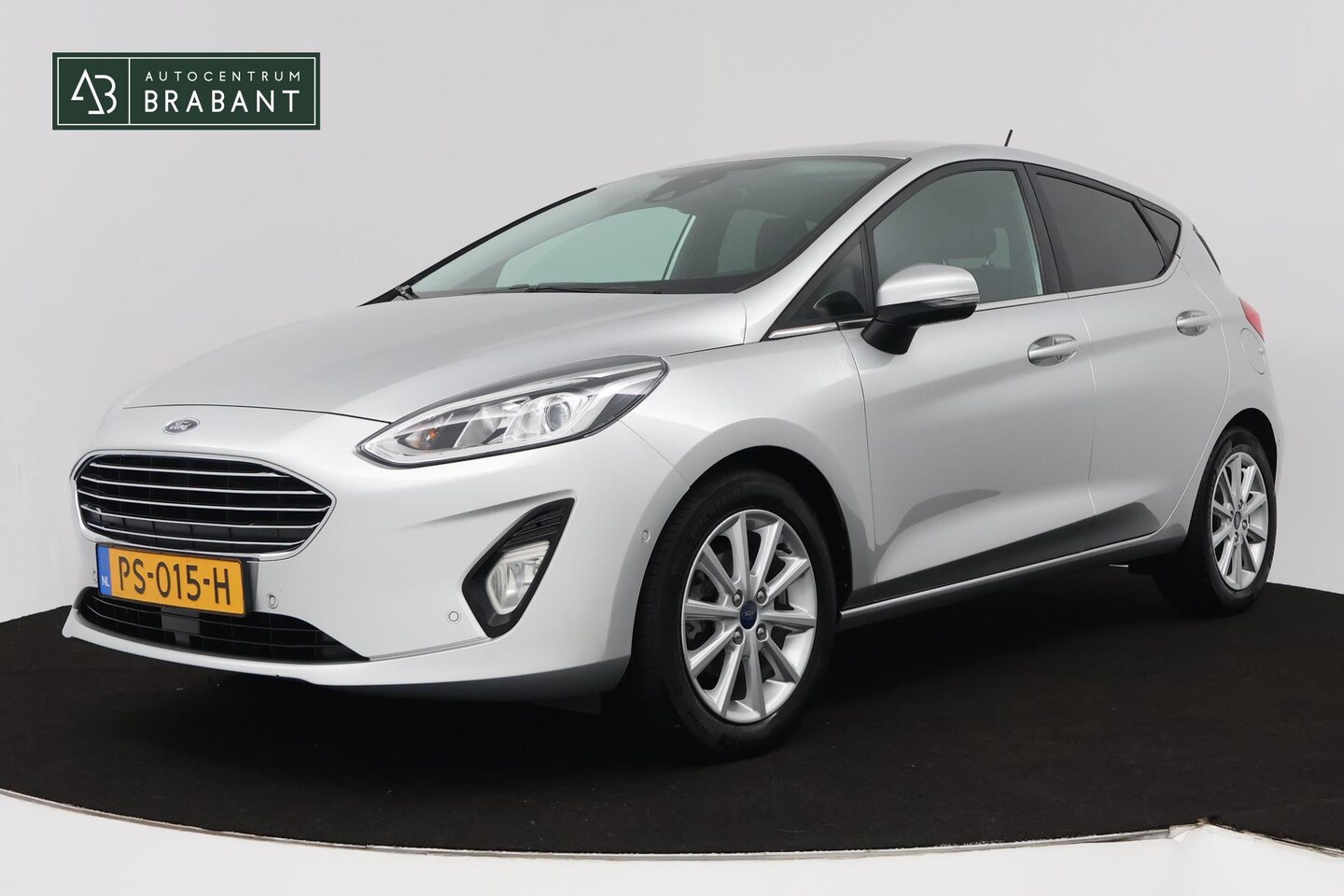 Ford Fiesta - 1.0 EcoBoost Titanium Business (NAVIGATIE, PARKEERSENSOREN, ACHTERUITRIJCAMERA, CRUISE ADA - AutoWereld.nl