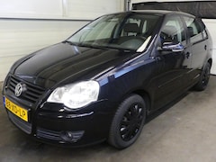 Volkswagen Polo - 1.4-16V Optive - Airco - 5 deurs - Cruise Control