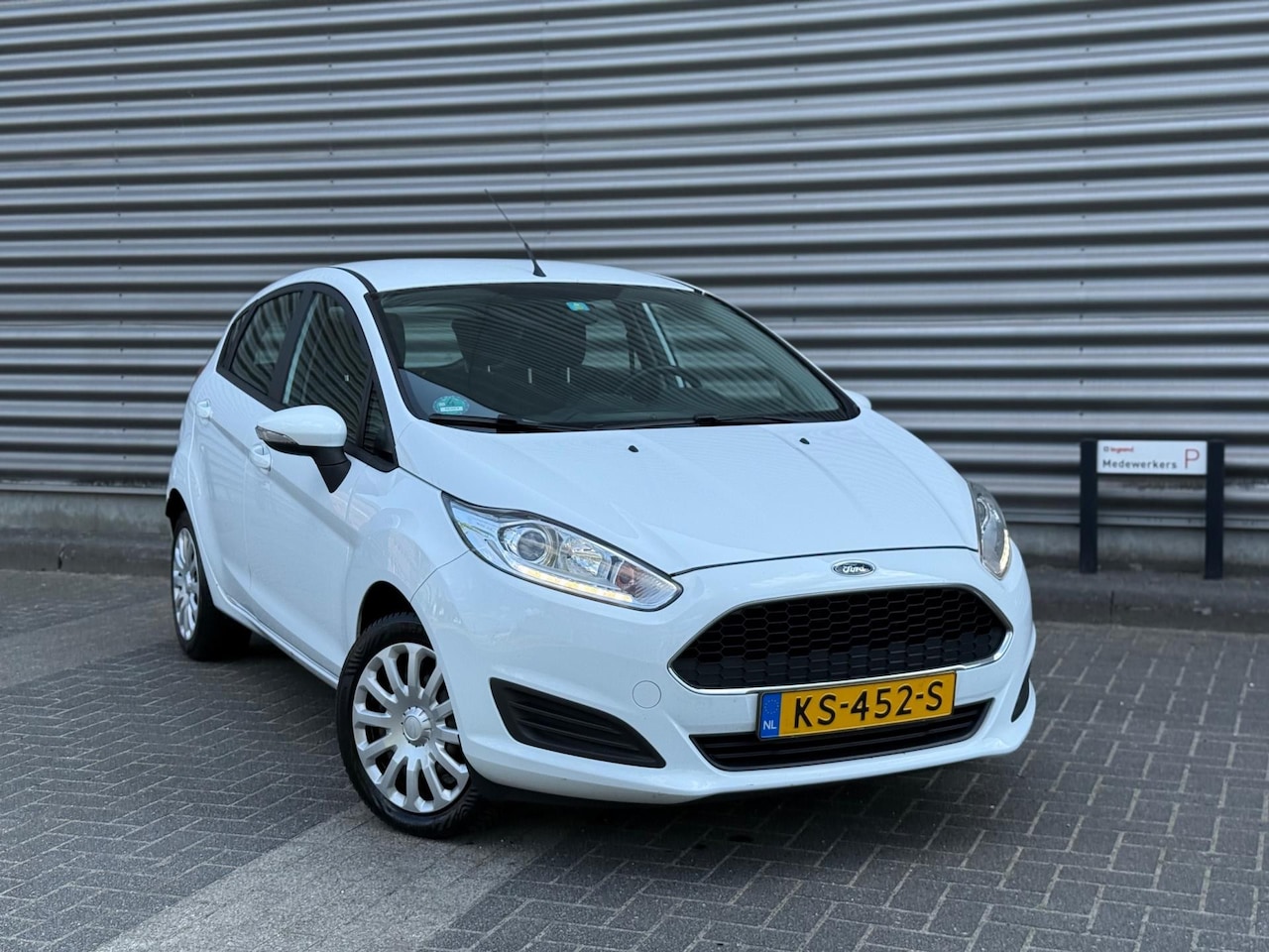 Ford Fiesta - 1.0 Style 5D (bj 11-2016) NAVI|AIRCO|PDC|158000 KM NAP - AutoWereld.nl