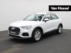 Audi Q3 - 45 TFSI e edition 245 PK | Navigatie | Stoelverwarming | Parkeersensoren | Dode hoek detec