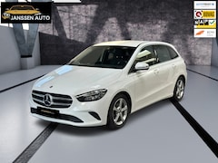 Mercedes-Benz B-klasse - 200, automaat, 1/2 leder, navi, stoelverwarming, trekhaak, zeer mooi