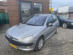 Peugeot 206 - inruilkoopje