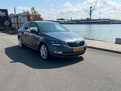 Skoda Octavia - 1.0 TSI Greentech Style Business 115 PK DSG AUT CAMERA NAVI LED ECC