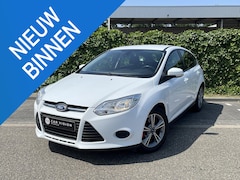 Ford Focus - 1.0 EcoBoost Edition * Navi * Airco * Nieuwe Distributie * Apk 06-2026
