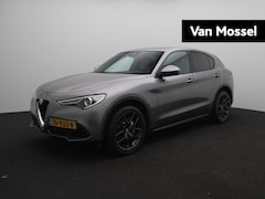Alfa Romeo Stelvio - Q4 2.0 T 280pk AWD Super | Lederen Sportstoelen | Xenon | Harman Kardon | Memory | Camera