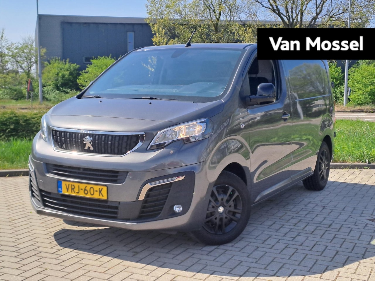 Peugeot Expert - 2.0 BlueHDI 145 Compact Premium | Airco | Apple Carplay/Android Auto | Parkeersensoren - AutoWereld.nl